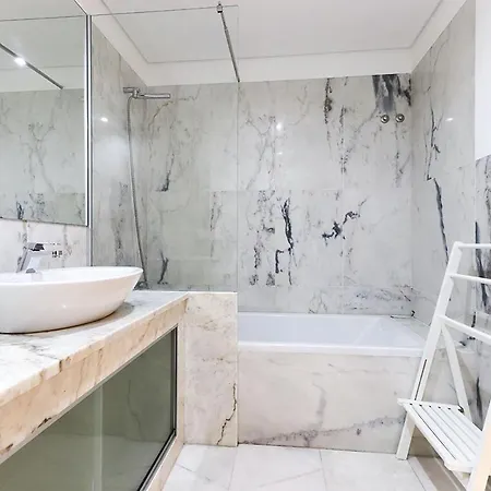 Azzulea Avenida Lisbon