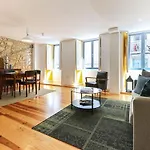 Apartment Azzulea Avenida