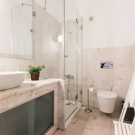 Apartmán Azzulea Avenida *